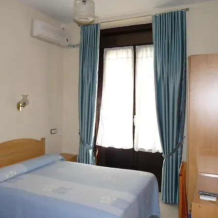 Hostal Fernandez-2