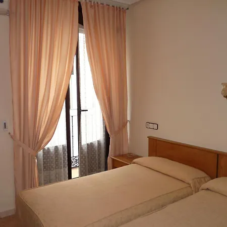 Hostal Fernandez-3
